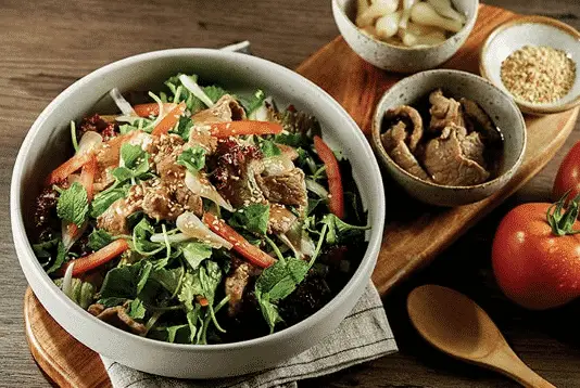 8 kiểu làm gỏi bò bóp thấu cho món khai vị hấp dẫn