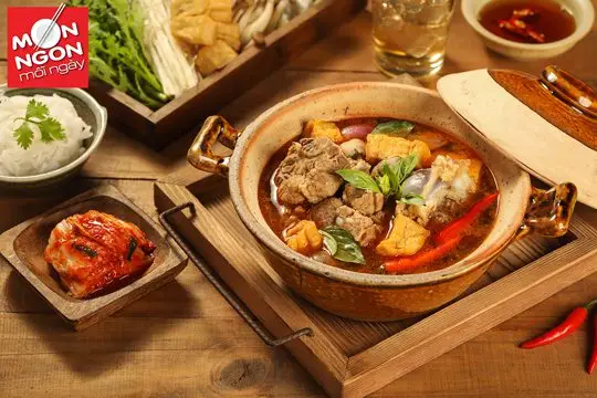 Lẩu x&iacute; qu&aacute;ch kim chi