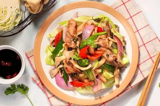 g&agrave; x&agrave;o nấm