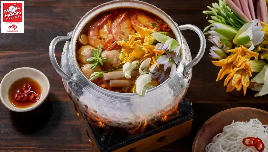 lẩu th&aacute;i v&agrave; hoa