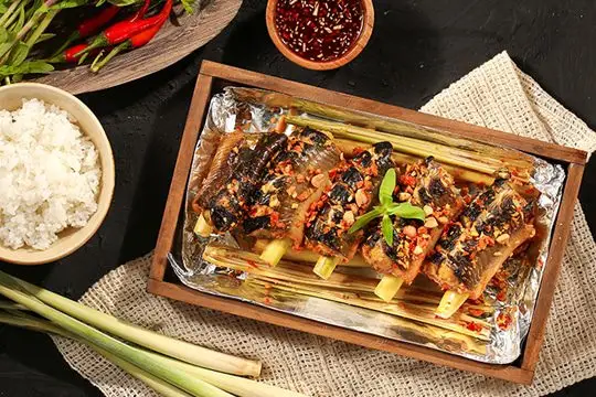 lươn nướng sả