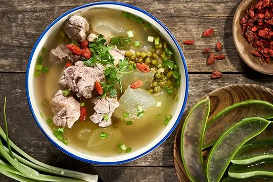 canh sườn nha đam