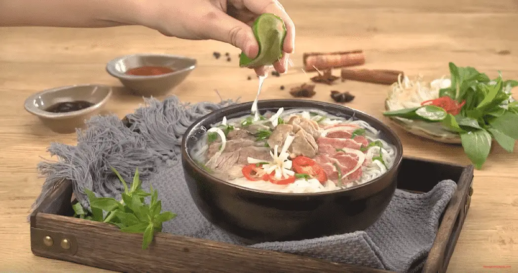 cach nau pho bo 7