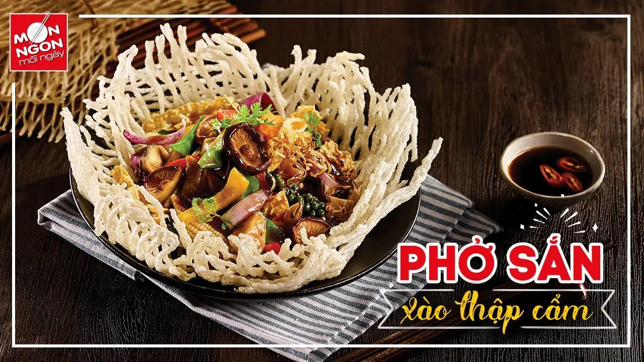 Phở sắn xào thập cẩm
