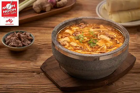 S&uacute;p đu&ocirc;i b&ograve; chua cay