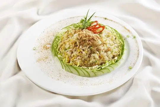 Cơm chi&ecirc;n c&aacute; mặn