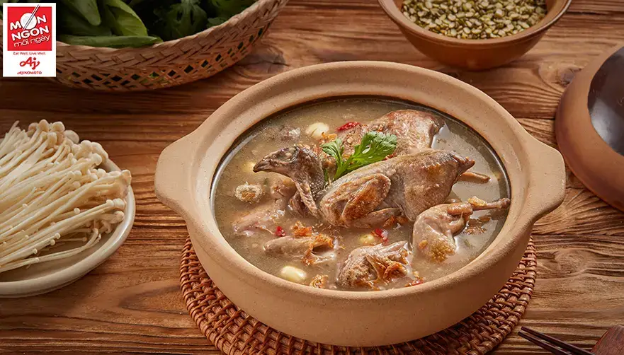 C&aacute;c m&oacute;n ch&aacute;o đa dạng nguy&ecirc;n liệu v&agrave; h&agrave;m lượng dinh dưỡng cho người ốm
