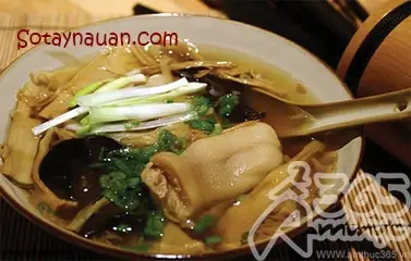 Canh măng móng giò ngậy mà không ngán