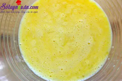 c&aacute;ch l&agrave;m b&aacute;nh m&igrave; cuộn trứng ph&ocirc; mai 3