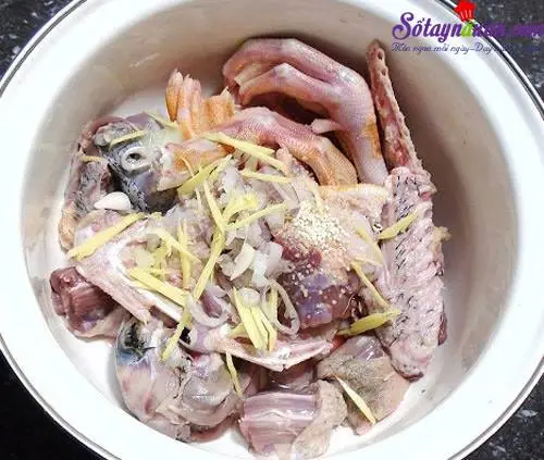 cach-lam-bun-mang-vit-thom-ngon-dung-vi-buoc-1