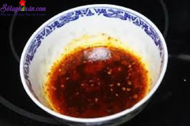 c&aacute;ch l&agrave;m cơm ch&aacute;y 5