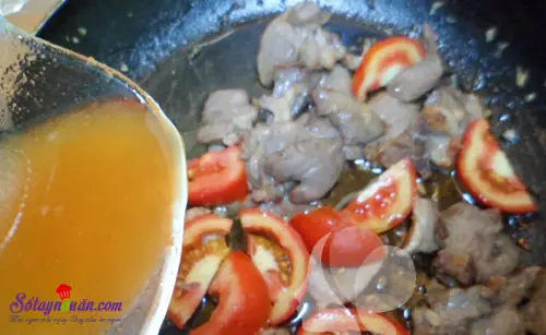 C&aacute;ch l&agrave;m lưỡi x&agrave;o chua ngọt 6