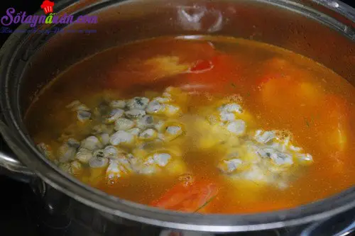 c&aacute;ch l&agrave;m m&oacute;n canh hến nấu chua 3