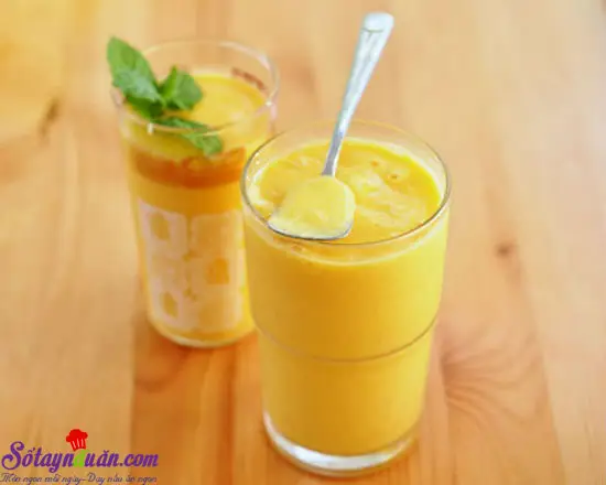 c&aacute;ch l&agrave;m sinh tố xo&agrave;i với sữa tươi 12