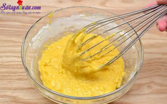 C&aacute;ch l&agrave;m m&oacute;n b&aacute;nh rượu rum tr&aacute;i c&acirc;y 10