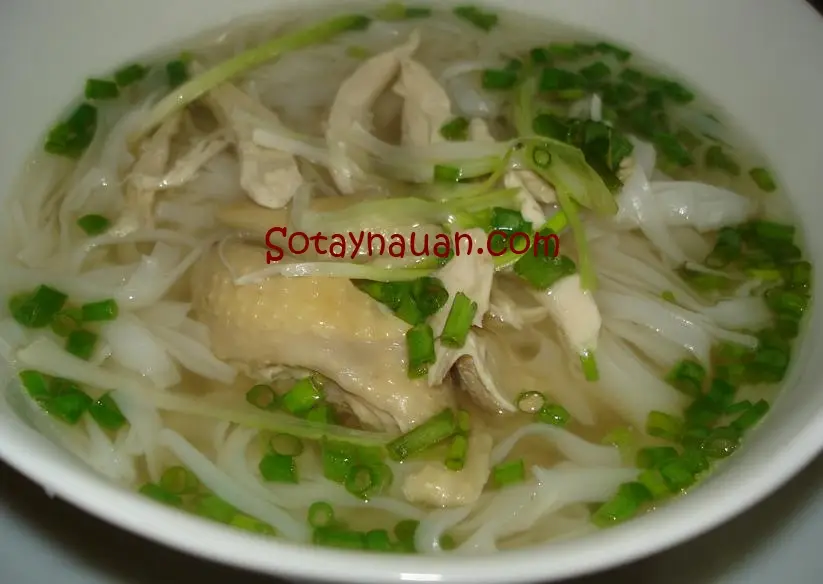 Hướng dẫn c&aacute;ch l&agrave;m phở g&agrave; 5