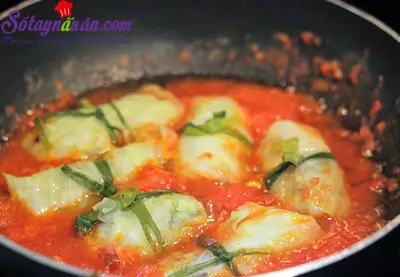 bap-cai-cuon-thit-sot-ca-chua-2
