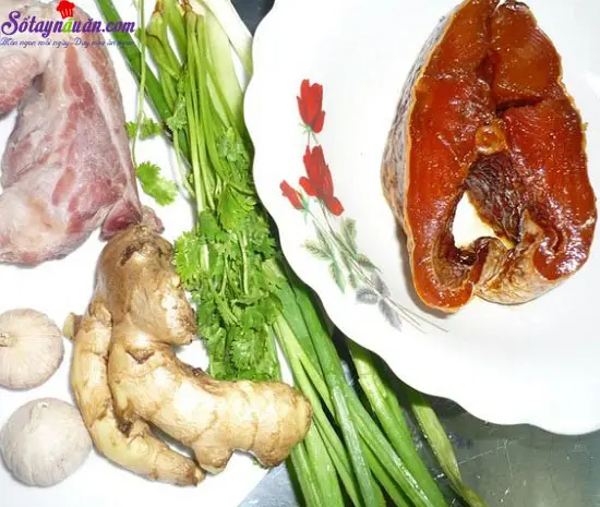 C&aacute;ch l&agrave;m mắm c&aacute; l&oacute;c chưng t&oacute;p mỡ 2
