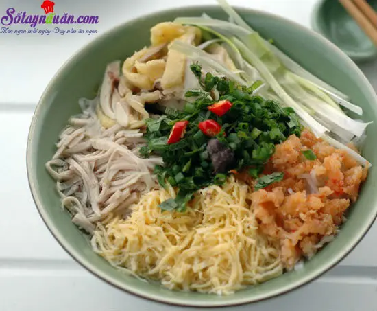  c&aacute;ch nấu b&uacute;n thang 7