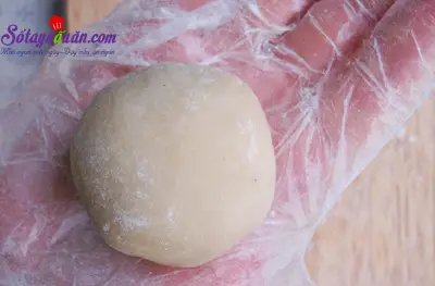 Mẹo nặn nh&acirc;n b&aacute;nh nướng đ&uacute;ng c&aacute;ch cho b&aacute;nh th&ecirc;m ngon 10