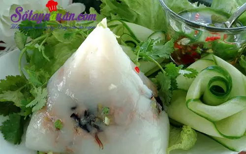 Cách làm bánh giò thơm ngon nóng hổi