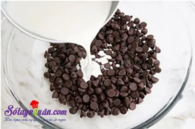 Cách làm bánh bông lan chocolate ngon mê mẩn 1