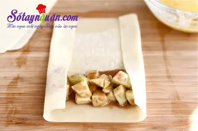 C&aacute;ch l&agrave;m b&aacute;nh t&aacute;o phi&ecirc;n bản chả gi&ograve; cuốn độc đ&aacute;o 6