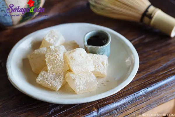 C&aacute;ch l&agrave;m warabi mochi - b&aacute;nh qu&yacute; tộc Nhật Bản 6