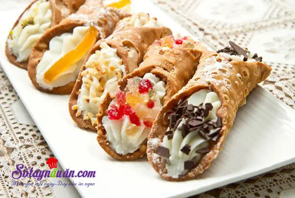 C&aacute;ch l&agrave;m b&aacute;nh cannoli 16