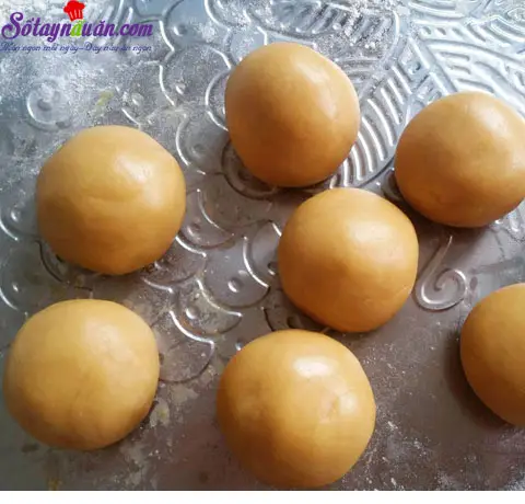 c&aacute;ch l&agrave;m b&aacute;nh nướng nh&acirc;n sữa dừa 4