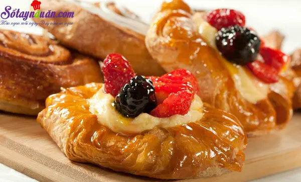 Hướng dẫn l&agrave;m b&aacute;nh pastry Đan Mạch 16