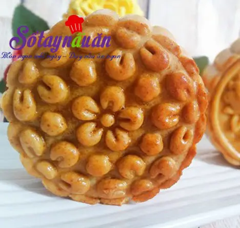 Hướng dẫn l&agrave;m b&aacute;nh trung thu nướng nh&acirc;n khoai lang t&iacute;m ngon