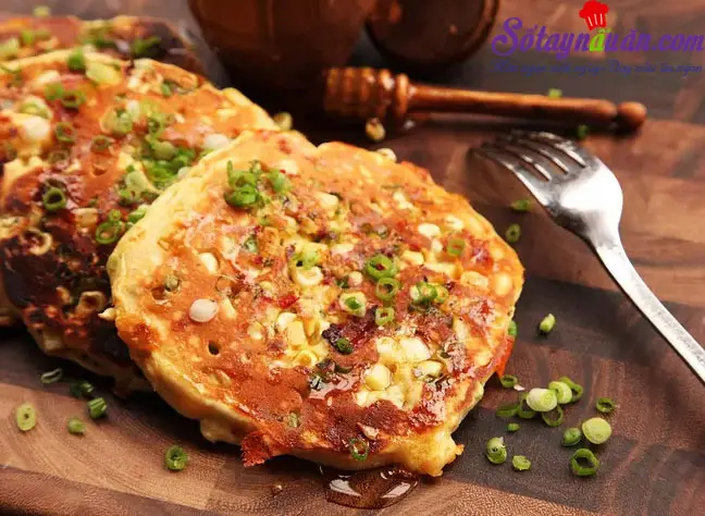 Hướng dẫn l&agrave;m pancake ph&ocirc; mai b&eacute;o ngậy nh&acirc;n bắp x&agrave;o kết quả