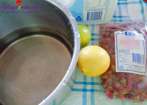 Tr&agrave; chanh hoa hồng