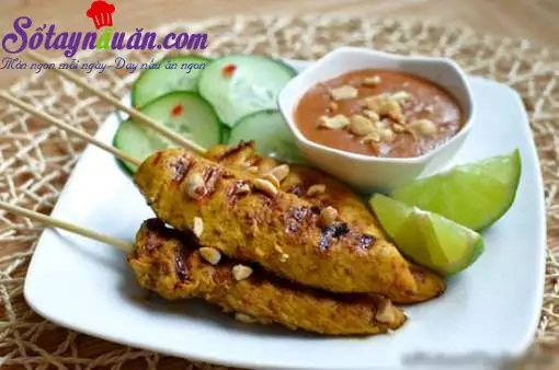 Hướng dẫn cách làm thịt gà xiên que nướng kiểu Thái