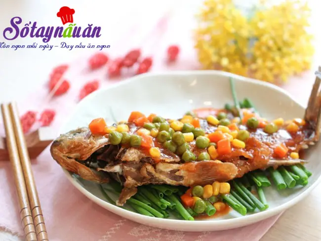Cá sốt đậm đà mâm cơm cuối tuần