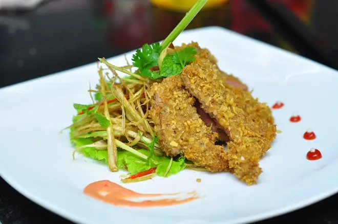 Bò Chiên Kiểu Thái: Đổi Gió Mâm Cơm Với Món Ngon Lạ Miệng