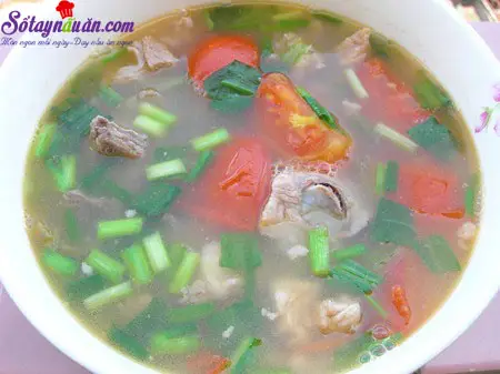 Cách làm canh sườn nấu me chua cực ngon cho mùa hè