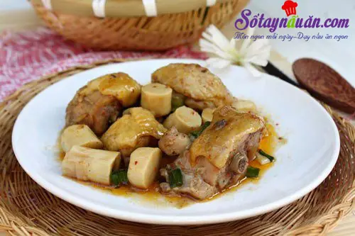 Cách làm thịt gà kho măng cực ngon