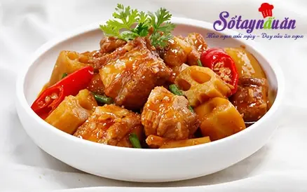 Cách nấu món sườn kho củ sen – Món Ngon Mỗi Ngày