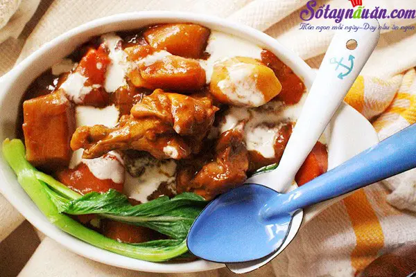 C&aacute;ch l&agrave;m g&agrave; c&agrave; ri với kem lạ miệng m&agrave; tuyệt ngon kết quả