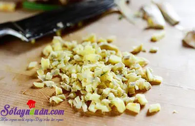 C&aacute;ch l&agrave;m thịt cuộn t&ocirc;m v&agrave; dứa nướng thơm phức 1