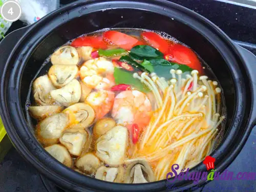 Canh t&ocirc;m chua kiểu Th&aacute;i 3