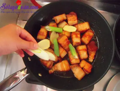 C&ocirc;ng thức cho m&oacute;n thịt kho củ năng đậm đ&agrave; đưa cơm kết quả