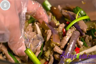 C&agrave; t&iacute;m x&agrave;o thịt b&ograve; 5