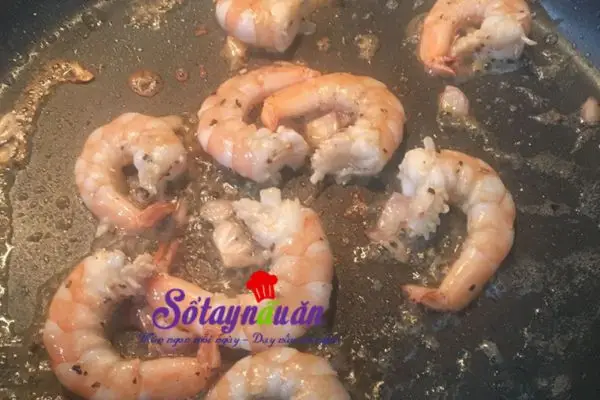 C&aacute;ch l&agrave;m đậu que x&agrave;o t&ocirc;m 1
