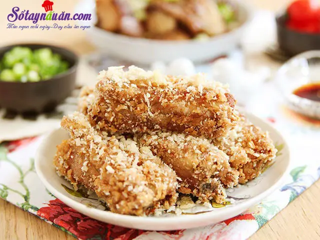 Hướng dẫn m&oacute;n sườn chi&ecirc;n tỏi tẩm bột gi&ograve;n ngon ngất ng&acirc;y kết quả