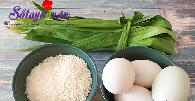 C&aacute;ch nấu ch&aacute;o l&aacute; dứa hột vịt muối tuyệt ngon