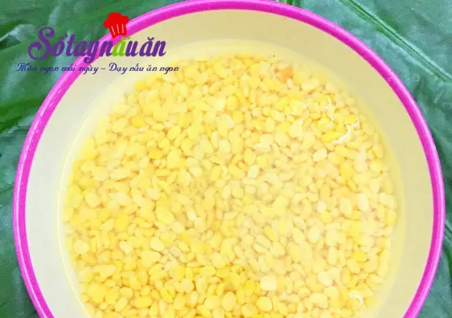 Hướng dẫn c&aacute;ch nấu x&ocirc;i cốm 1