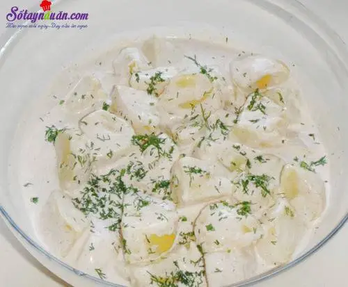 huong-dan-lam-salad-khoai-tay-tuoi-ngon-cuc-hap-dan-buoc-2